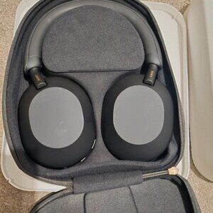 Sony Headphones 1000XM5 Series